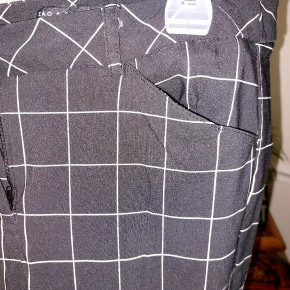 FINAL BLOW OUT! Womens Zac & Rachel grid pants - Picture 6 of 9